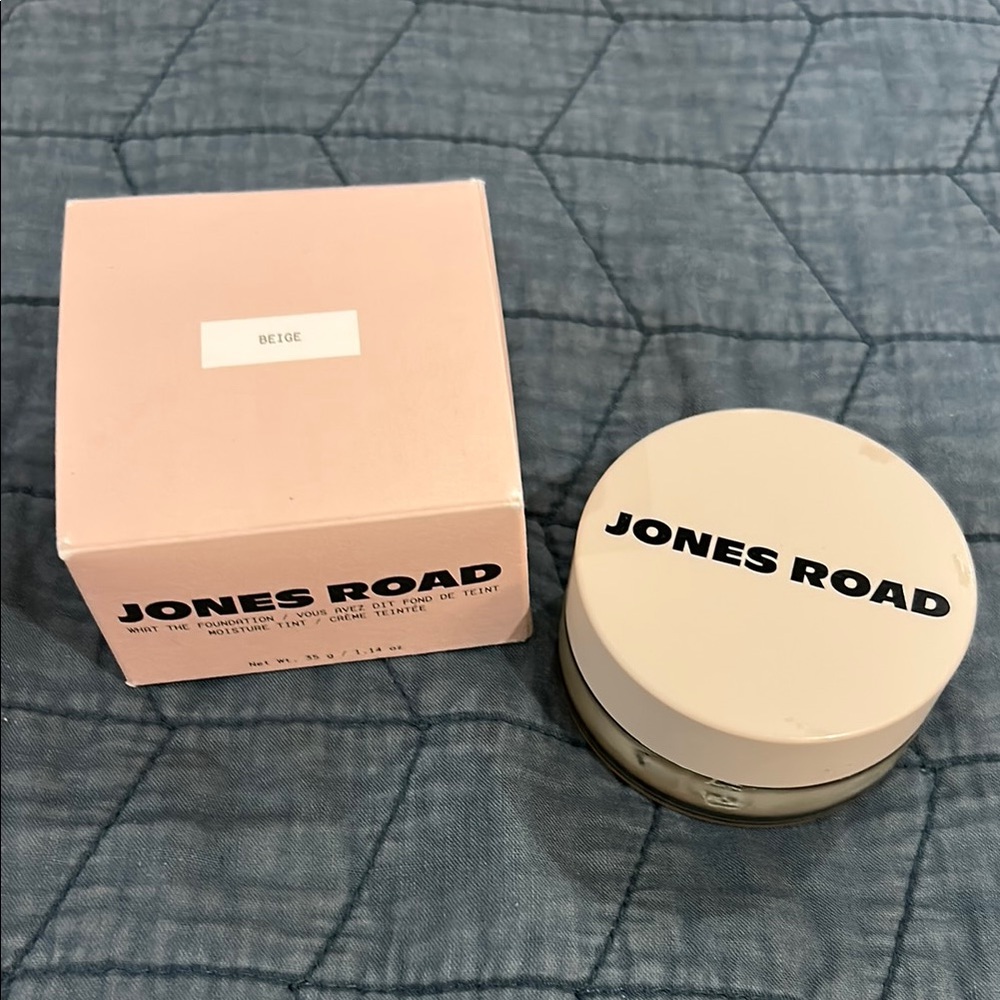 Jones Road What the Foundation - Beige